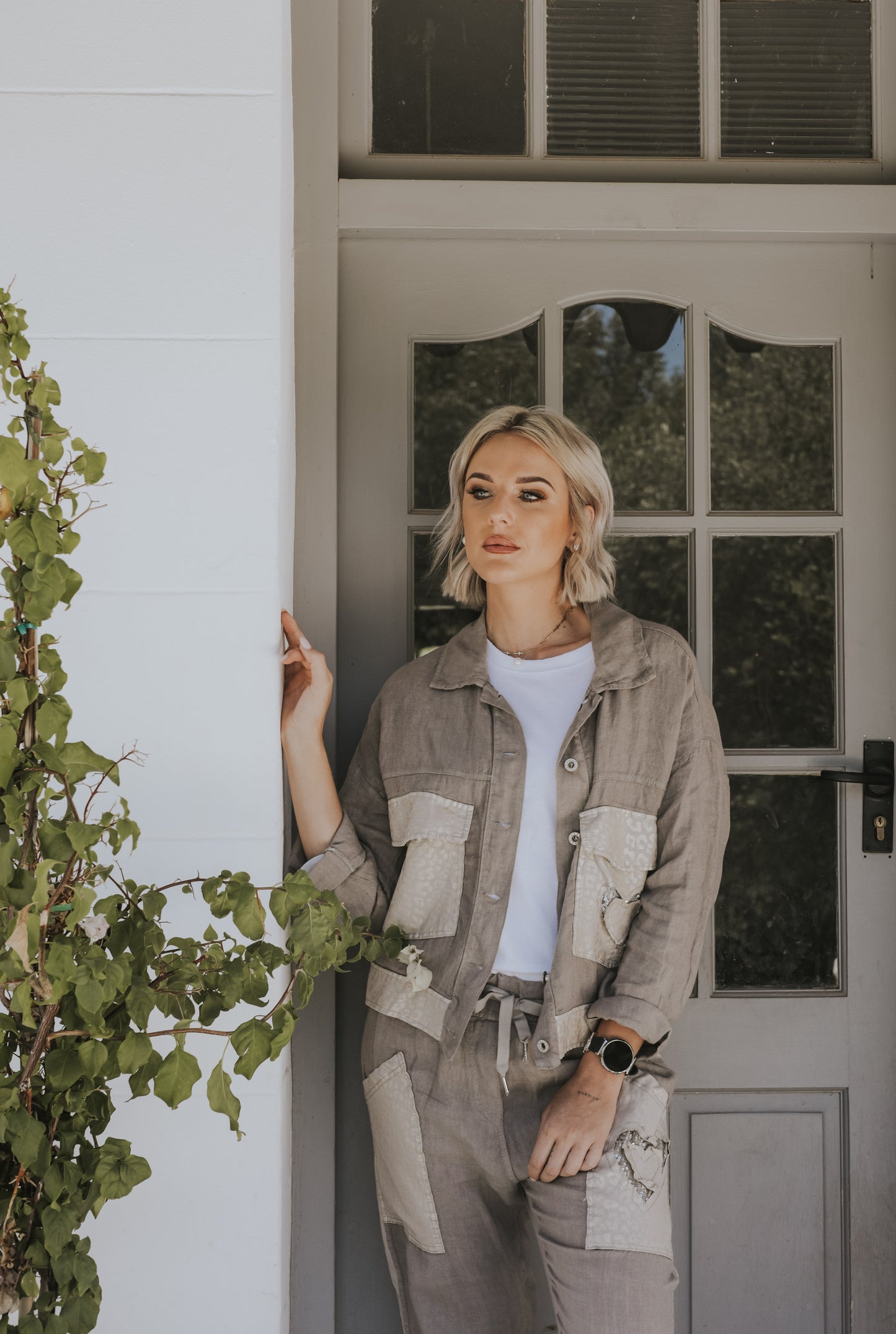 Linen Animal & Heart pocket detail drawings pants