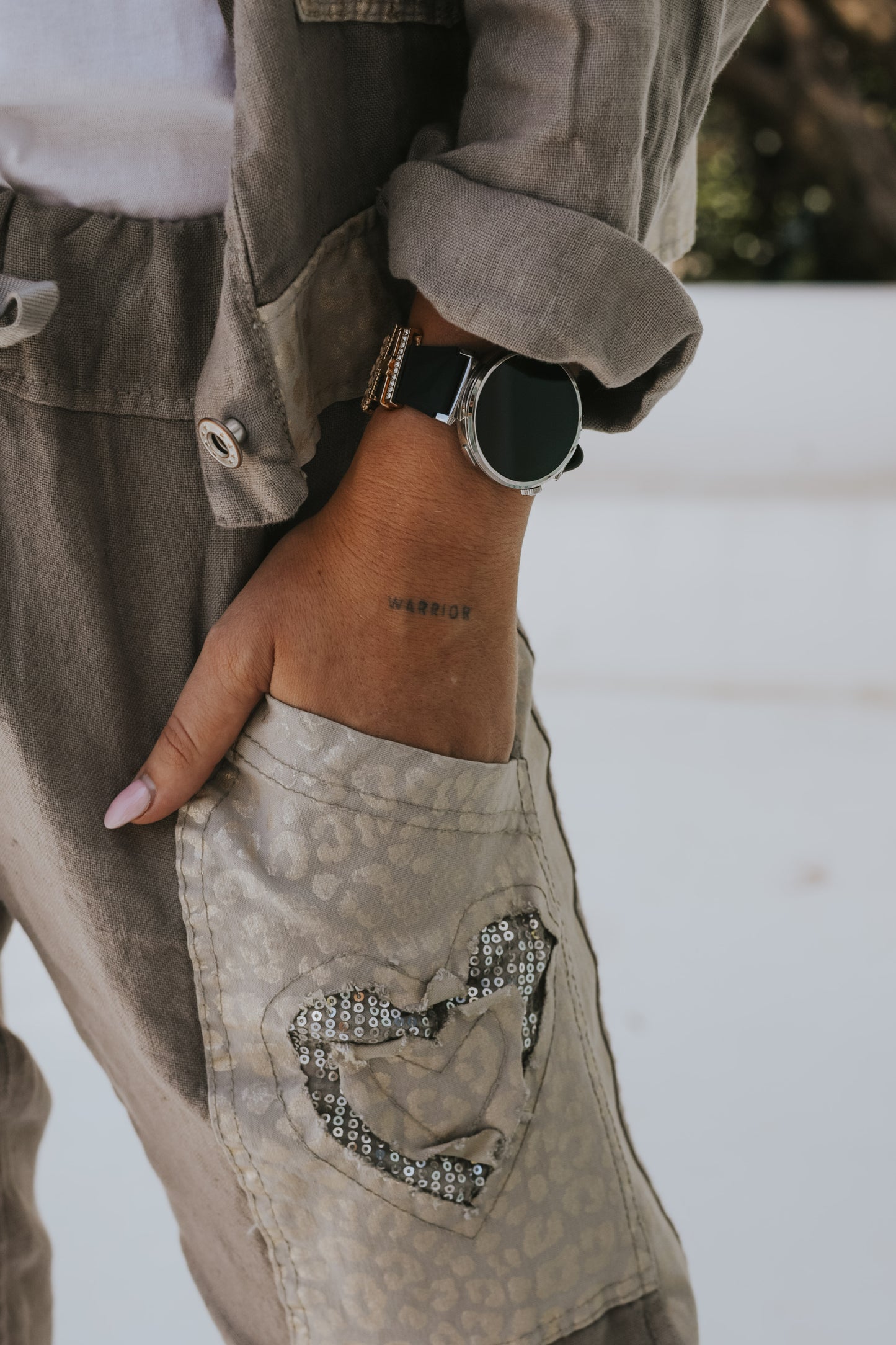Linen Animal & Heart pocket detail drawings pants