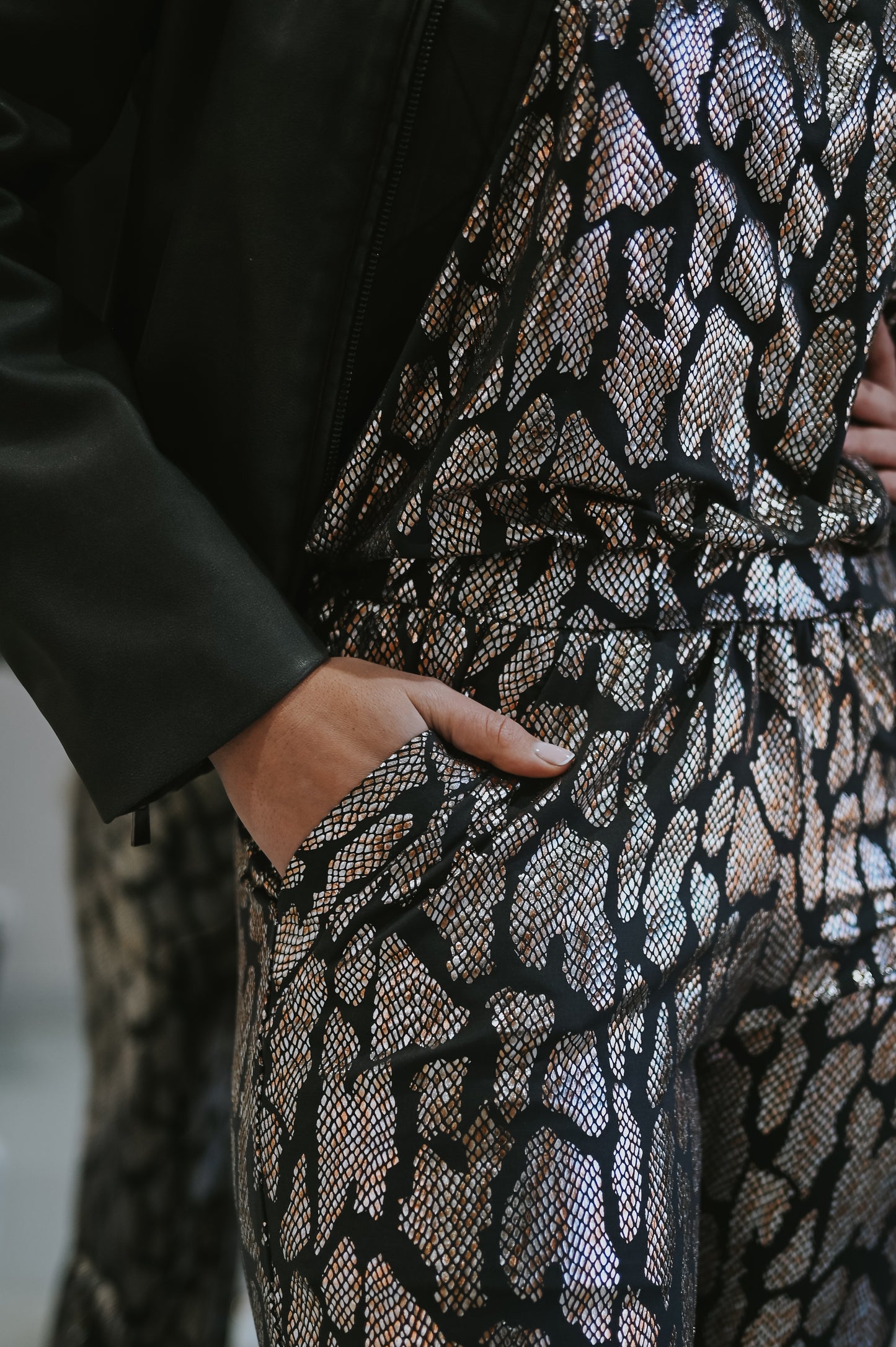 STRAPLESS JUMPSUIT / METALLIC ANIMAL