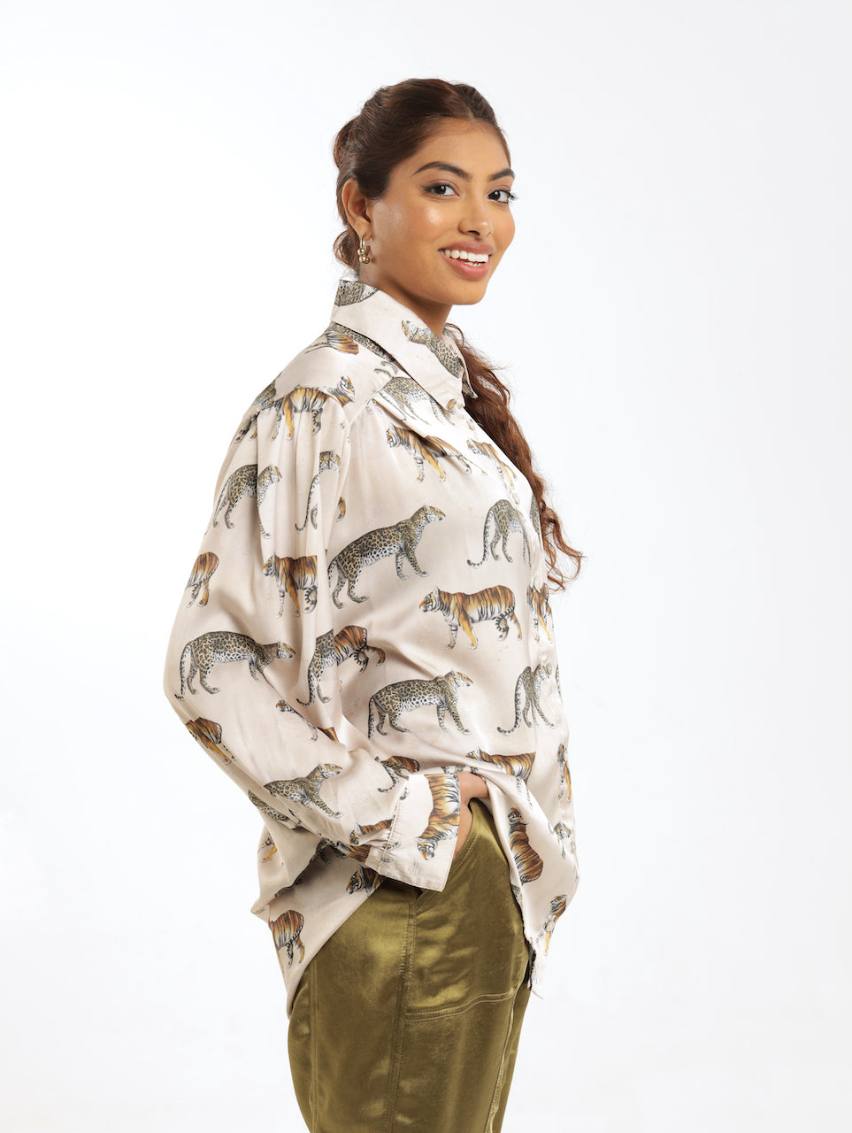 OS Boyfriend Top / Leopard Convoy