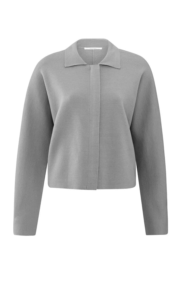 Light grey cardigan with long sleeves and hidden zipper