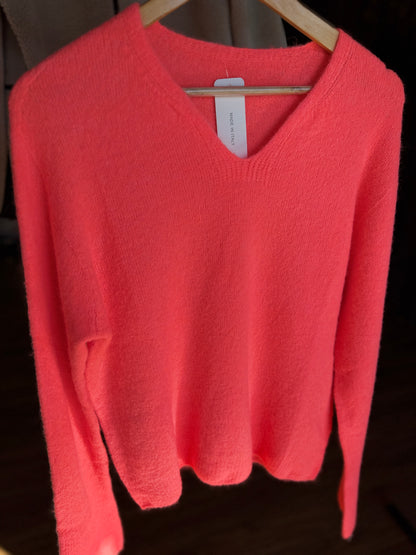 Baby Alpaca V-Neck Knit - Coral