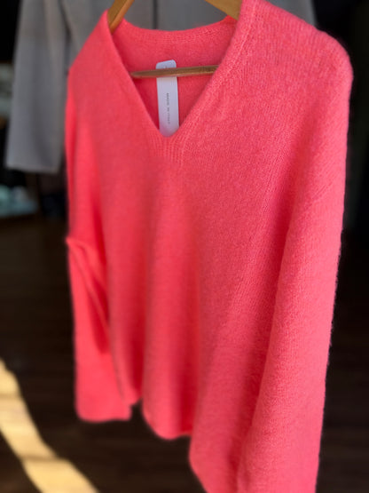 Baby Alpaca V-Neck Knit - Coral