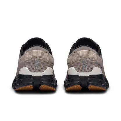 On Cloud X 4 (M)