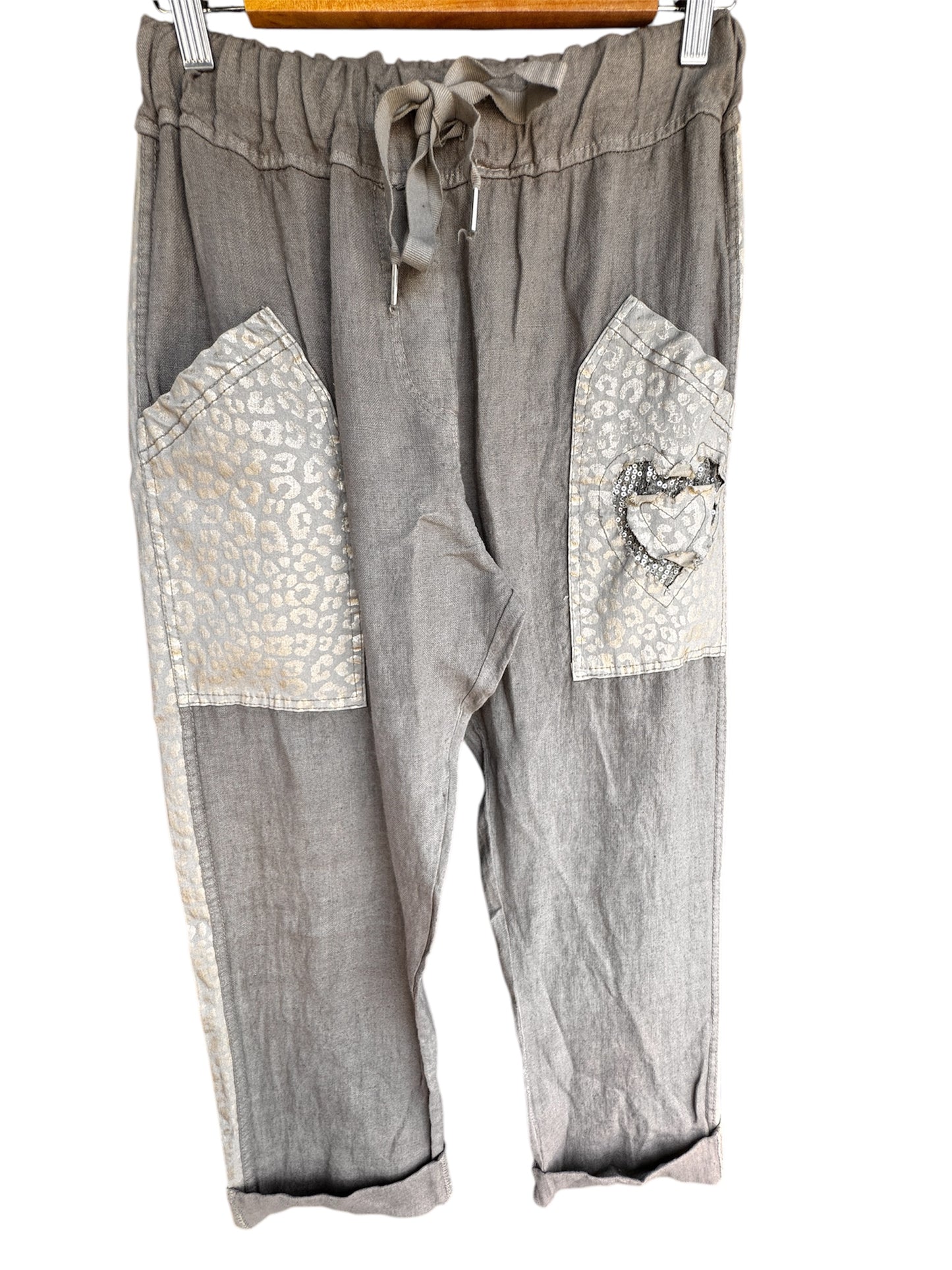 Linen Animal & Heart pocket detail drawings pants